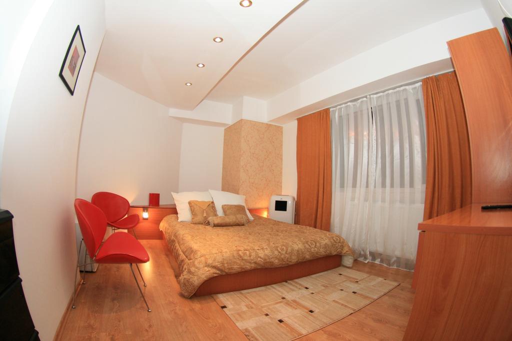 Pensiunea Studio Bacău Quarto foto